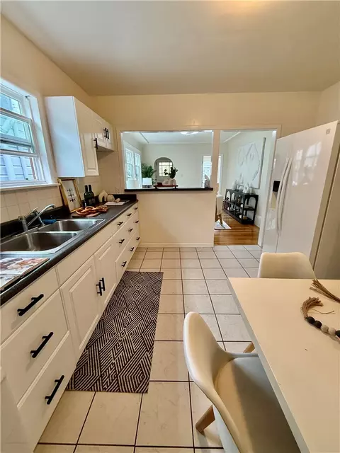 Kitchen - 459 Flood, San Francisco, CA 94112 photo 1 of 1