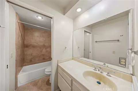 Bath - 1366 Branch, Upland, CA 91786 photo 2 of 5