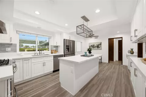 Kitchen - 2000 Holly Ave, Arcadia, CA 91007 photo 1 of 2