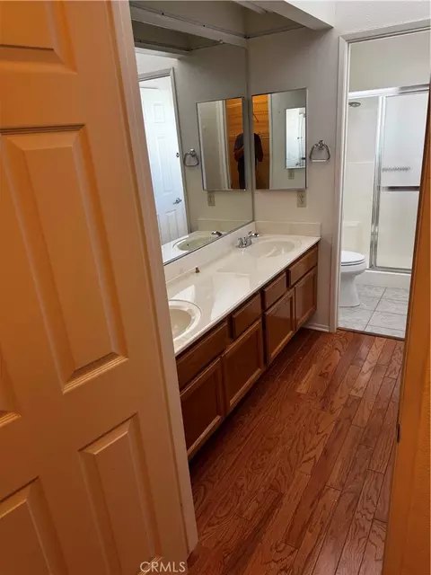Bath - 27519 Terrytown Rd, Menifee, CA 92586 photo 2 of 4