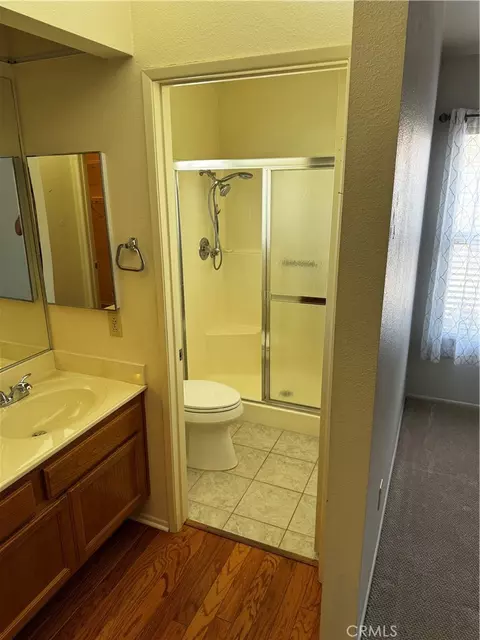 Bath - 27519 Terrytown Rd, Menifee, CA 92586 photo 3 of 4