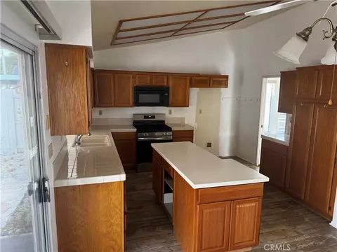 Kitchen - 27519 Terrytown Rd, Menifee, CA 92586 photo 2 of 4