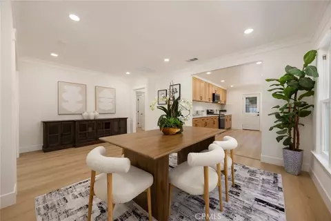Dining - 525 E Jackson St, Pasadena, CA 91104 photo 2 of 3