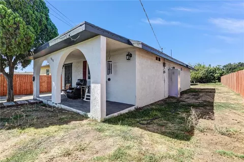Exterior - 4832 Mitchell Ave, Riverside, CA 92505 photo 3 of 9
