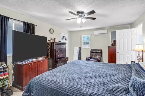 Bedroom - 4832 Mitchell Ave, Riverside, CA 92505 photo 1 of 5