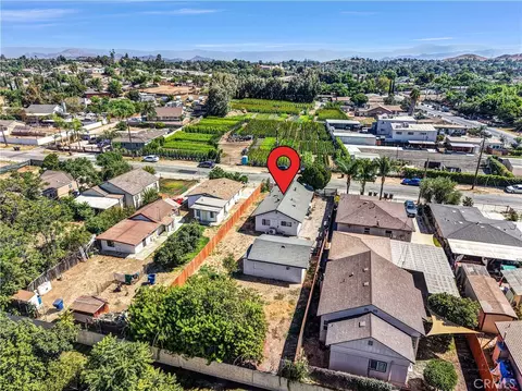 View/Area - 4832 Mitchell Ave, Riverside, CA 92505 photo 6 of 7