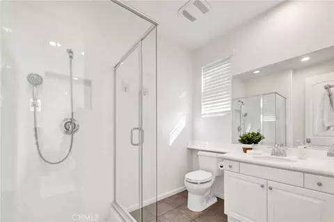 Bath - 535 E Desert Willow, Azusa, CA 91702 photo 1 of 3