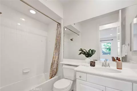 Bath - 535 E Desert Willow, Azusa, CA 91702 photo 2 of 3