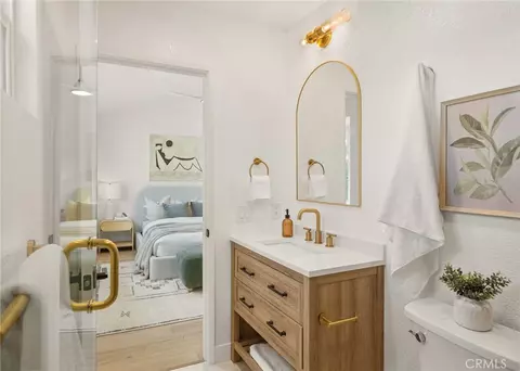 Bath - 722 Isidore St, Oceanside, CA 92057 photo 4 of 4