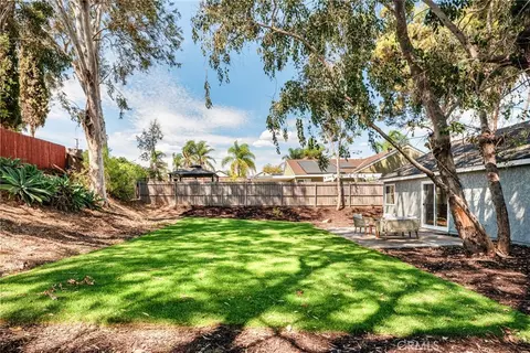 Exterior - 722 Isidore St, Oceanside, CA 92057 photo 2 of 4