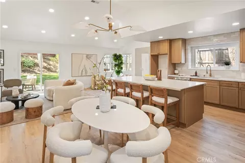 Dining - 722 Isidore St, Oceanside, CA 92057 photo 1 of 1
