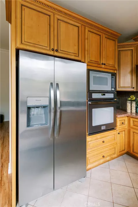 Kitchen - 156 El Dorado St #C, Arcadia, CA 91006 photo 3 of 3