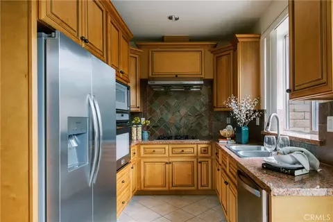 Kitchen - 156 El Dorado St #C, Arcadia, CA 91006 photo 1 of 3