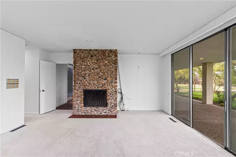 Living - 10497 Crystal, Wallace, CA 95254 photo 10 of 11