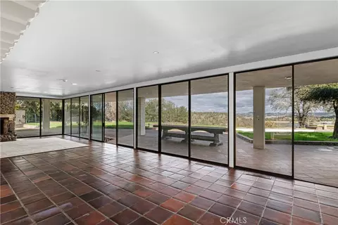 Living - 10497 Crystal, Wallace, CA 95254 photo 7 of 11