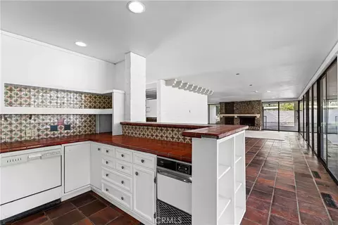Kitchen - 10497 Crystal, Wallace, CA 95254 photo 3 of 7
