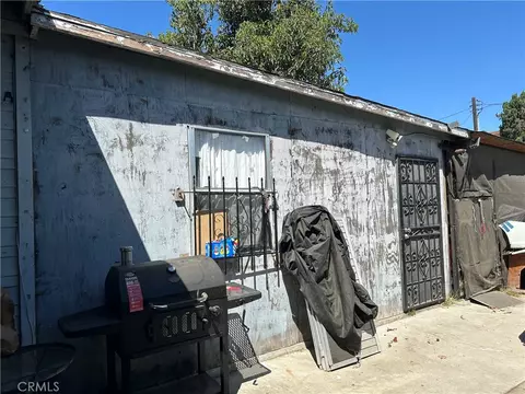 797 E Pne, Compton, CA 90221 photo 2