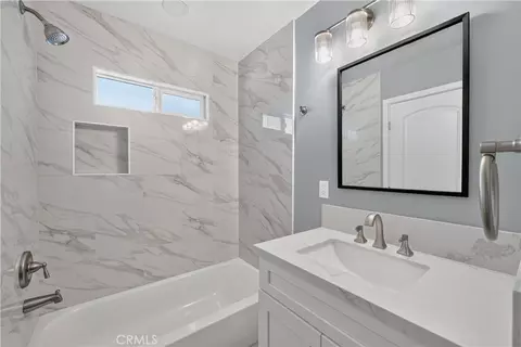 Bath - 1022 W Francis St, Ontario, CA 91762 photo 6 of 6