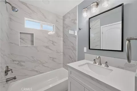 Bath - 1022 W Francis St, Ontario, CA 91762 photo 3 of 6