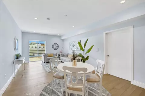 2939 Leeward #403, Los Angeles, CA 90005