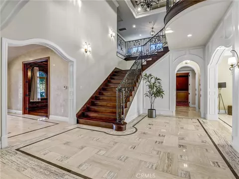 Entry Way - 2119 S 5th Ave, Arcadia, CA 91006 photo 1 of 1