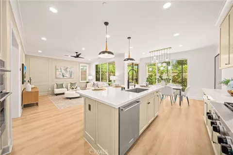 Kitchen - 54 Painted Cameo, Irvine, CA 92602 photo 2 of 3