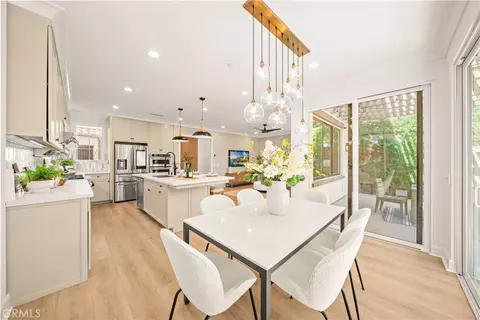 Dining - 54 Painted Cameo, Irvine, CA 92602 photo 1 of 3