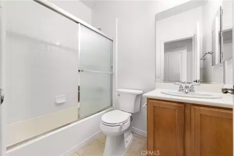 Bath - 30 Bombay, Irvine, CA 92620 photo 5 of 5