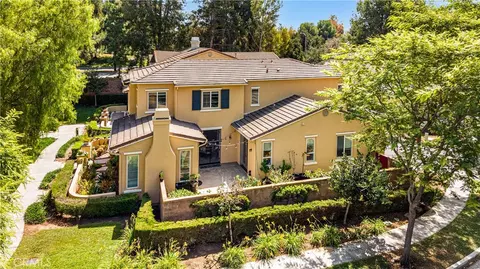 Exterior - 30 Bombay, Irvine, CA 92620 photo 14 of 14