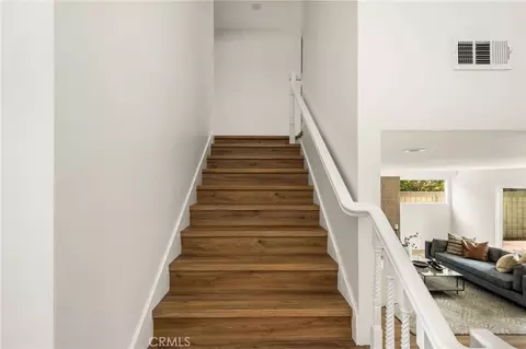 Entry Way - 3106 Lilly Ave, Long Beach, CA 90808 photo 4 of 5