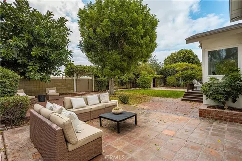 Exterior - 3106 Lilly Ave, Long Beach, CA 90808 photo 5 of 9