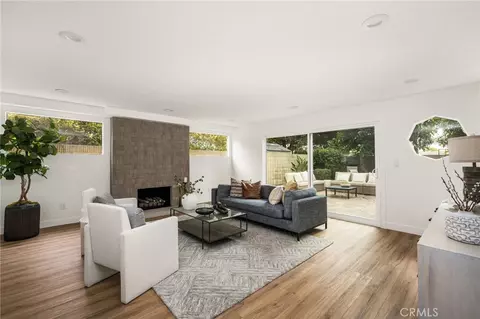 Living - 3106 Lilly Ave, Long Beach, CA 90808 photo 2 of 3