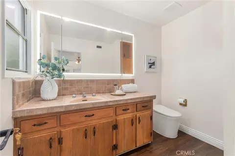 Bath - 19017 E Leadora, Glendora, CA 91741 photo 1 of 6