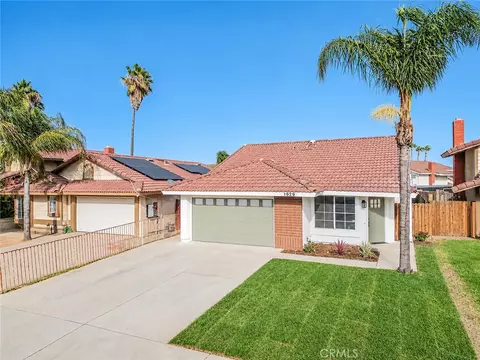 Exterior - 1929 Summertree Dr, Perris, CA 92571 photo 2 of 6