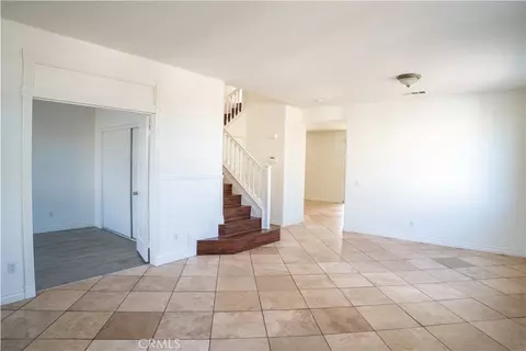Living - 105 Galileo Ln, Perris, CA 92571 photo 2 of 9