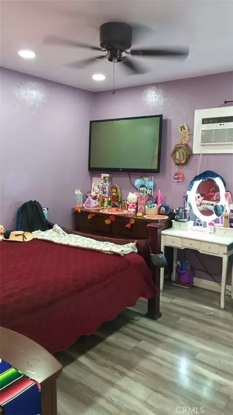 Bedroom - 3568 Verde St, Riverside, CA 92504 photo 1 of 4