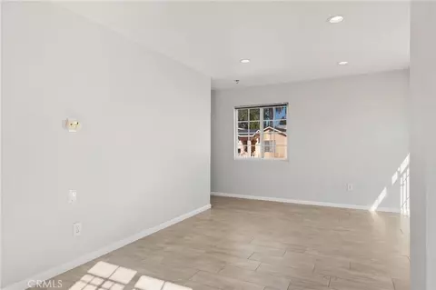 Living - 3655 Webster, Long Beach, CA 90810 photo 5 of 6