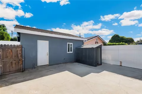 Exterior - 3655 Webster, Long Beach, CA 90810 photo 5 of 10