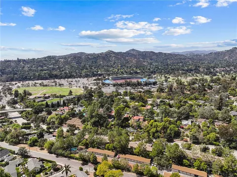 View/Area - 1052 Seco, Pasadena, CA 91103 photo 2 of 5
