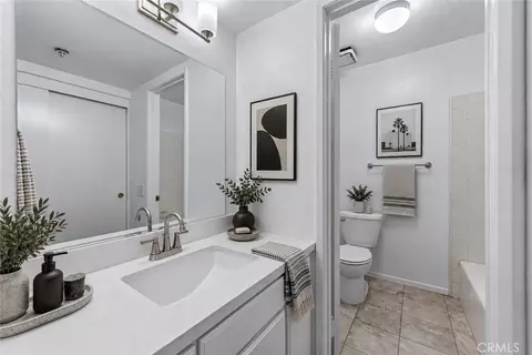Bath - 1052 Seco, Pasadena, CA 91103 photo 1 of 4