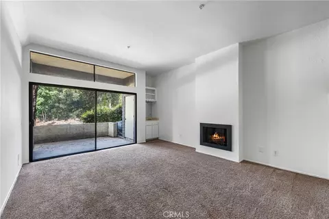 Living - 1052 Seco, Pasadena, CA 91103 photo 3 of 7
