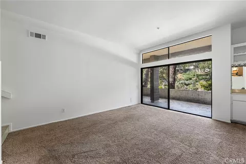 Living - 1052 Seco, Pasadena, CA 91103 photo 5 of 7
