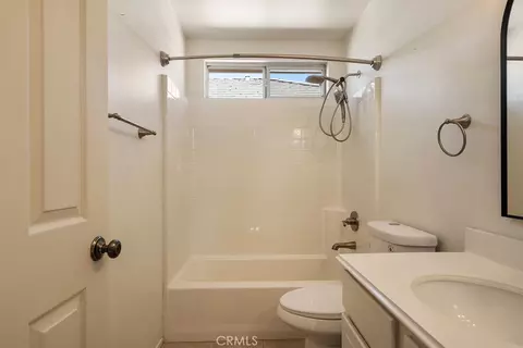 Bath - 15936 Windswept Rd, Chino Hills, CA 91709 photo 6 of 7