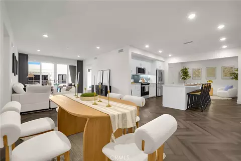 16321 Dawn Way #308, Tustin, CA 92782