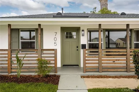 Exterior - 705 S Corlett Ave, Compton, CA 90220 photo 3 of 5