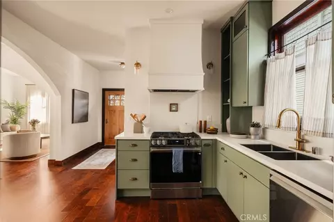115 N Avenue 52, Los Angeles, CA 90042