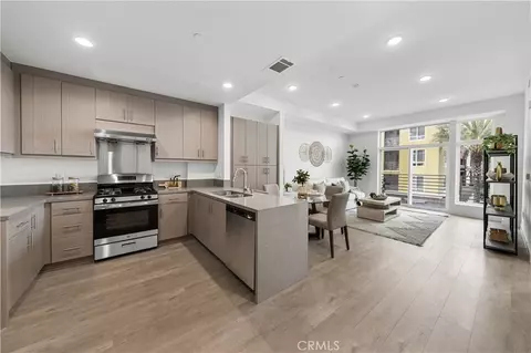 168 S Monterey St #305, Alhambra, CA 91801