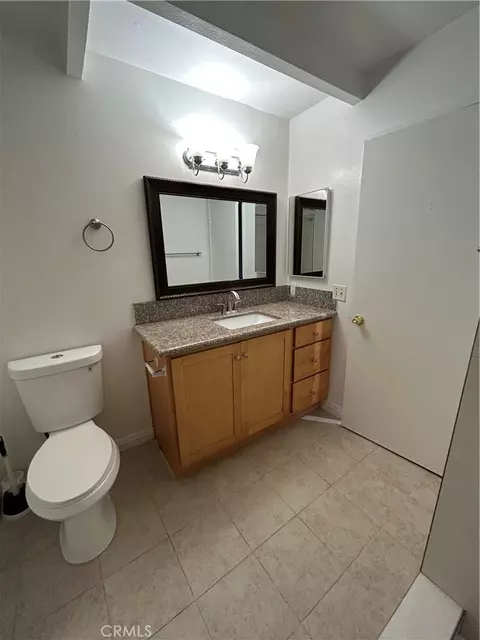 Bath - 1326 Wheaton, Riverside, CA 92507 photo 4 of 5