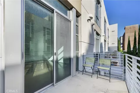 Exterior - 238 S Arroyo, Pasadena, CA 91105 photo 3 of 6