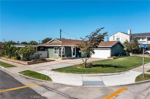 19271 Harding, Huntington Beach, CA 92646
